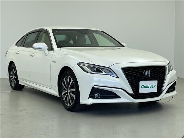 2018 Toyota Crown Hybrid S Sedan for sale, Japanese used car export - photo 1 of 24 | GULJI TRADERS