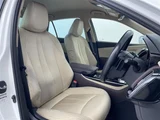 2018 Toyota Crown Hybrid S Sedan for sale, Japanese used car export - photo 18 of 24 | GULJI TRADERS
