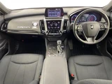 2018 Toyota Crown Hybrid RS Sedan for sale, Japanese used car export - photo 3 of 24 | GULJI TRADERS