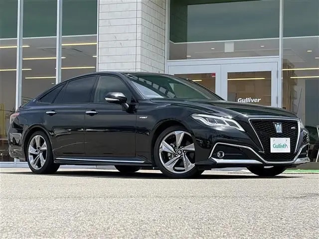 2018 Toyota Crown Hybrid RS Advance - photo 1 2018 Toyota Crown Hybrid RS Advance Black Sedan for sale, Japanese used car export - photo 1 of 24 | GULJI TRADERS
