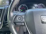 2018 Toyota Crown Hybrid S C Package Pearl Sedan for sale, Japanese used car export - photo 17 of 24 | GULJI TRADERS