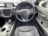 2018 Toyota Crown Hybrid RS Black Sedan for sale, Japanese used car export - photo 19 of 23 | GULJI TRADERS