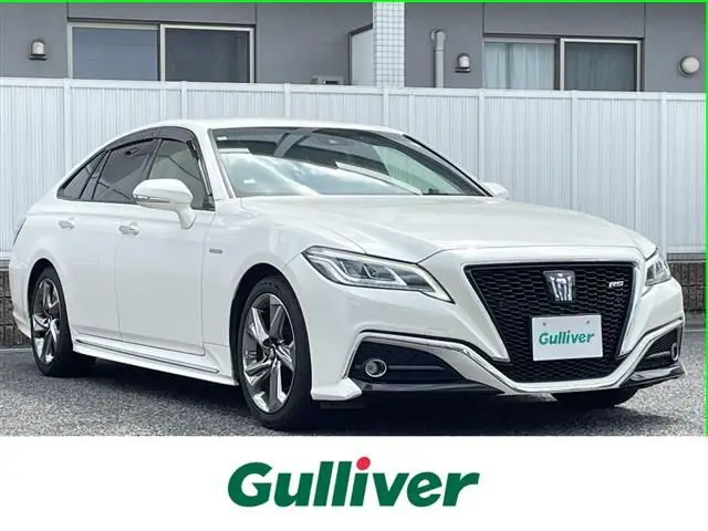 2018 Toyota Crown Hybrid RS Advance - photo 1 2018 Toyota Crown Hybrid RS Advance Pearl Sedan for sale, Japanese used car export - photo 1 of 22 | GULJI TRADERS
