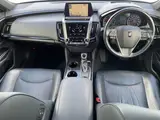 2018 Toyota Crown Hybrid G-Executive Four 4WD Black Sedan for sale, Japanese used car export - photo 5 of 24 | GULJI TRADERS
