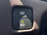 2018 Toyota Crown Hybrid S C Package Pearl Sedan for sale, Japanese used car export - photo 13 of 15 | GULJI TRADERS