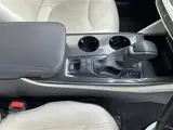 2018 Toyota Crown Hybrid RS Advance Pearl Sedan for sale, Japanese used car export - photo 18 of 24 | GULJI TRADERS