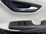 2018 Toyota Crown Hybrid RS Advance Pearl Sedan for sale, Japanese used car export - photo 19 of 24 | GULJI TRADERS