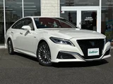 2018 Toyota Crown Hybrid G Sedan for sale, Japanese used car export - photo 1 of 24 | GULJI TRADERS