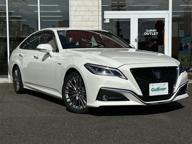 2018 Toyota Crown Hybrid G Sedan for sale, Japanese used car export - photo 1 of 24 | GULJI TRADERS