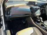 2018 Toyota Crown Hybrid G Sedan for sale, Japanese used car export - photo 23 of 24 | GULJI TRADERS