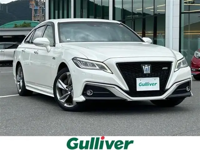 2018 Toyota Crown Hybrid RS Advance - photo 1 2018 Toyota Crown Hybrid RS Advance Pearl Sedan for sale, Japanese used car export - photo 1 of 24 | GULJI TRADERS