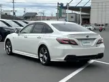 2018 Toyota Crown Hybrid RS Advance Pearl Sedan for sale, Japanese used car export - photo 2 of 24 | GULJI TRADERS