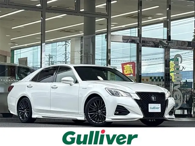 2018 Toyota Crown Hybrid Athlete SJ-Frontier LTD - photo 1 2018 Toyota Crown Hybrid Athlete SJ-Frontier LTD Pearl Sedan for sale, Japanese used car export - photo 1 of 24 | GULJI TRADERS