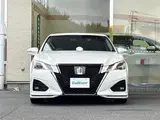 2018 Toyota Crown Hybrid Athlete SJ-Frontier LTD Pearl Sedan for sale, Japanese used car export - photo 5 of 24 | GULJI TRADERS
