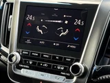 2018 Toyota Crown Hybrid RS Sedan for sale, Japanese used car export - photo 19 of 24 | GULJI TRADERS