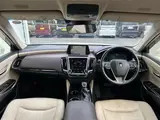2018 Toyota Crown Hybrid S C Package Pearl Sedan for sale, Japanese used car export - photo 3 of 24 | GULJI TRADERS