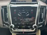 2018 Toyota Crown Hybrid S C Package Pearl Sedan for sale, Japanese used car export - photo 8 of 24 | GULJI TRADERS