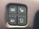 2018 Toyota Crown Hybrid S C Package Pearl Sedan for sale, Japanese used car export - photo 16 of 24 | GULJI TRADERS