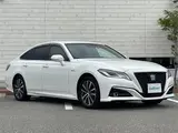 2018 Toyota Crown Hybrid S C Package Pearl Sedan for sale, Japanese used car export - photo 1 of 24 | GULJI TRADERS