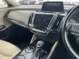 2018 Toyota Crown Hybrid S C Package Pearl Sedan for sale, Japanese used car export - photo 21 of 24 | GULJI TRADERS