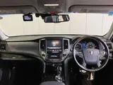 2018 Toyota Crown Hybrid Hybrid 2.5 S J Frontier Limited LED Pearl Sedan for sale, Japanese used car export - photo 3 of 10 | GULJI TRADERS