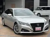 2018 Toyota Crown Hybrid S C pkg OP18inchAW Silver Sedan for sale, Japanese used car export - photo 2 of 30 | GULJI TRADERS