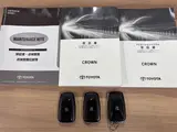 2018 Toyota Crown Hybrid S C pkg OP18inchAW Silver Sedan for sale, Japanese used car export - photo 12 of 30 | GULJI TRADERS