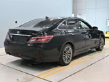 2018 Toyota Crown Hybrid Fou 4WD Sedan for sale, Japanese used car export - photo 2 of 12 | GULJI TRADERS