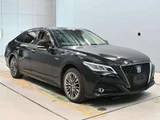 2018 Toyota Crown Hybrid Fou 4WD Sedan for sale, Japanese used car export - photo 5 of 12 | GULJI TRADERS
