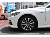 2018 Toyota Crown Hybrid G TSS Safety Package Plus 3 Pearl Sedan for sale, Japanese used car export - photo 20 of 47 | GULJI TRADERS