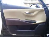 2018 Toyota Crown Hybrid S C Package Black Sedan for sale, Japanese used car export - photo 41 of 49 | GULJI TRADERS