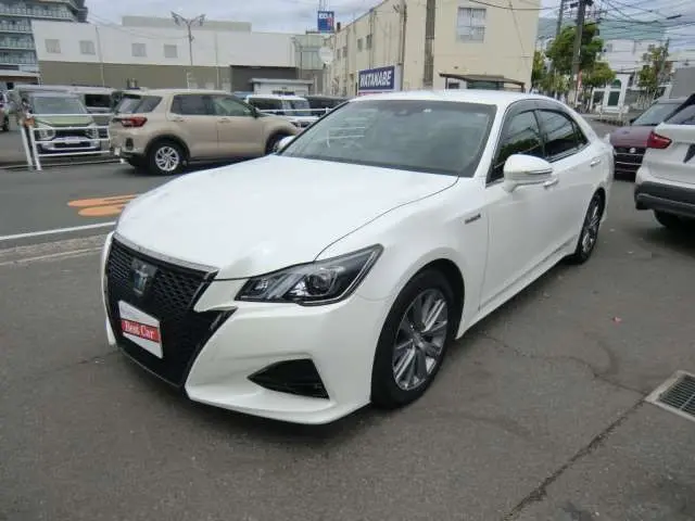 2018 Toyota Crown Hybrid Athlete S J-Frontier LTD - photo 1 2018 Toyota Crown Hybrid Athlete S J-Frontier LTD Pearl Sedan for sale, Japanese used car export - photo 1 of 25 | GULJI TRADERS