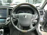 2018 Toyota Crown Hybrid Athlete S J-Frontier LTD Pearl Sedan for sale, Japanese used car export - photo 4 of 25 | GULJI TRADERS