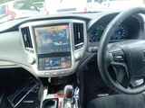 2018 Toyota Crown Hybrid Four 4WD Sedan for sale, Japanese used car export - photo 11 of 12 | GULJI TRADERS