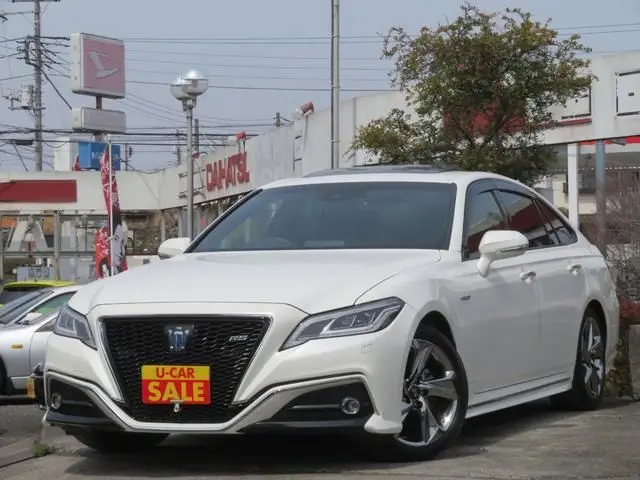 2018 Toyota Crown Hybrid RS Advance - photo 1 2018 Toyota Crown Hybrid RS Advance Pearl Sedan for sale, Japanese used car export - photo 1 of 24 | GULJI TRADERS