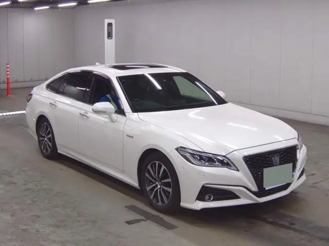 2018 Toyota Crown Hybrid G Pearl Sedan for sale, Japanese used car export - photo 1 of 6 | GULJI TRADERS