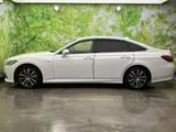 2018 Toyota Crown Hybrid S_C package Pearl Sedan for sale, Japanese used car export - photo 2 of 9 | GULJI TRADERS