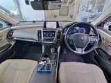 2018 Toyota Crown Hybrid G Four Black Sedan for sale, Japanese used car export - photo 3 of 6 | GULJI TRADERS