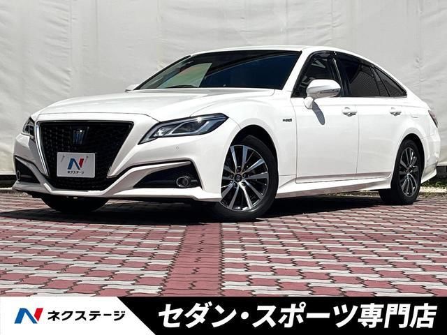 2018 Toyota Crown Hybrid S - photo 1 2018 Toyota Crown Hybrid S Sedan for sale, Japanese used car export - photo 1 of 9 | GULJI TRADERS