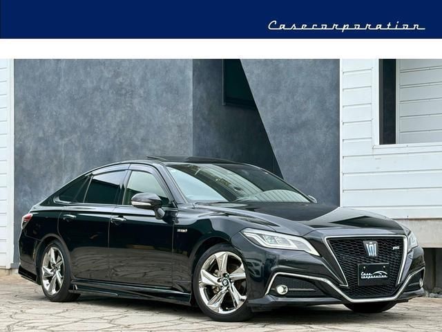 2018 Toyota Crown Hybrid Sedan for sale, Japanese used car export - photo 1 of 9 | GULJI TRADERS