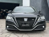 2018 Toyota Crown Hybrid Sedan for sale, Japanese used car export - photo 2 of 9 | GULJI TRADERS