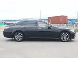 2018 Toyota Crown Hybrid G Safety Plus &amp; Leather Sea Black Sedan for sale, Japanese used car export - photo 4 of 9 | GULJI TRADERS