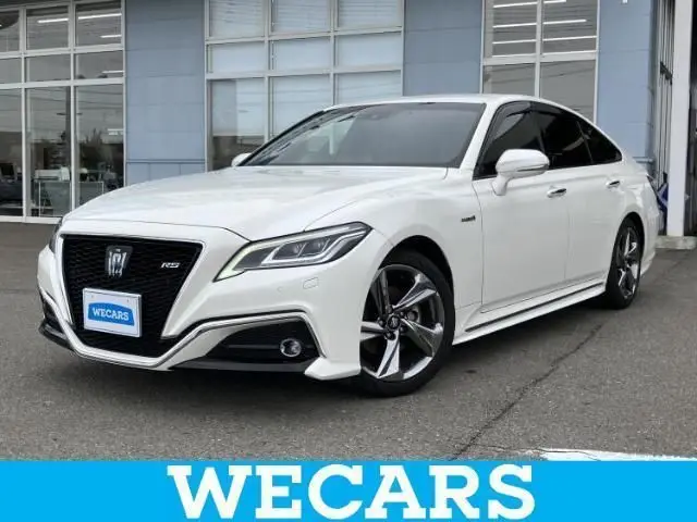 2018 Toyota Crown Hybrid RS - photo 1 2018 Toyota Crown Hybrid RS Pearl Sedan for sale, Japanese used car export - photo 1 of 9 | GULJI TRADERS