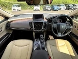 2019 Toyota Crown Hybrid G Sedan for sale, Japanese used car export - photo 3 of 9 | GULJI TRADERS