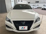 2019 Toyota Crown Hybrid G Sedan for sale, Japanese used car export - photo 23 of 30 | GULJI TRADERS