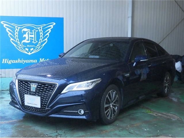 2019 Toyota Crown Hybrid G Sedan for sale, Japanese used car export - photo 1 of 32 | GULJI TRADERS