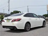 2019 Toyota Crown Hybrid G-Executive Four 4WD ★ Safety Package+ Pearl Sedan for sale, Japanese used car export - photo 7 of 63 | GULJI TRADERS