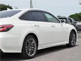 2019 Toyota Crown Hybrid G-Executive Four 4WD ★ Safety Package+ Pearl Sedan for sale, Japanese used car export - photo 8 of 63 | GULJI TRADERS