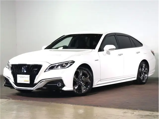 2019 Toyota Crown Hybrid RS★User-purchased vehicle★Non-smoking★Genuine navigation system and TV★Dashcam Pearl Sedan for sale, Japanese used car export - photo 1 of 66 | GULJI TRADERS