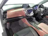 2019 Toyota Crown Hybrid RS★User-purchased vehicle★Non-smoking★Genuine navigation system and TV★Dashcam Pearl Sedan for sale, Japanese used car export - photo 37 of 66 | GULJI TRADERS